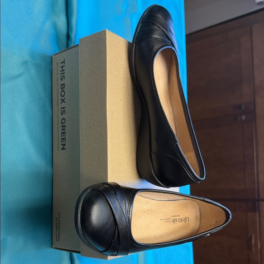 Life Stride Black Slip-On Leather wedge heels